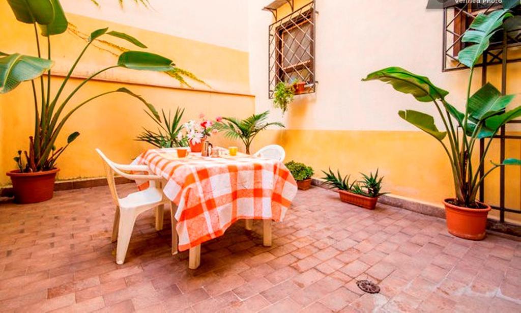 Ferienwohnung Casa Cagliostro Palermo Zimmer foto